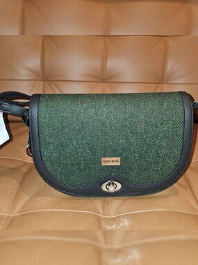Mucros Weavers Erin 70 Tweed Purse